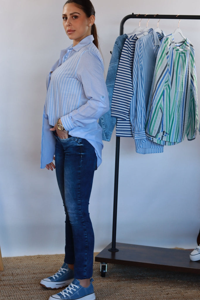 Camisa de rayas: un fondo de armario indispensable.